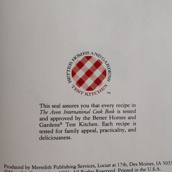 Vintage 90s | The Avon International Cookbook | recipes from reps 🌎 worldwide - Picture 2 of 16